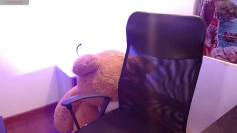 MEGAN online show from February 18, 3:43 pm