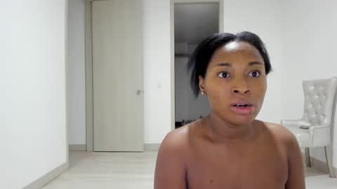 meganmir1 online show from October 25, 10:26 pm