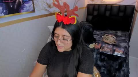 Megan  online show from December 21, 8:27 pm