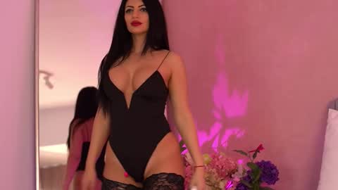 meganvond online show from March 11, 5:35 am