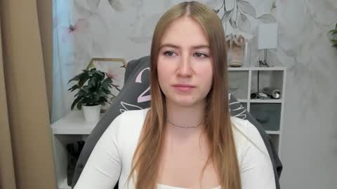 Megan online show from September 25, 5:33 am