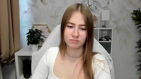 Megan online show from November 13, 7:40 am