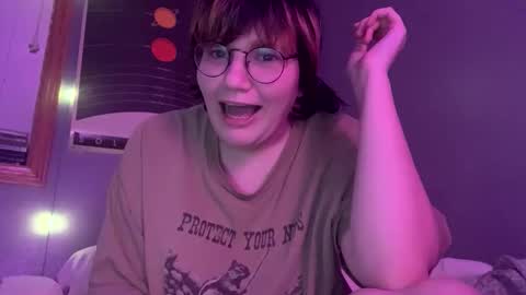 Snapshot of megeggs chatting on October 20, 4:24 am Megeggs online show from October 20, 4:24 am