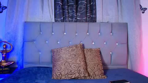 meggan online show from December 18, 2:39 am