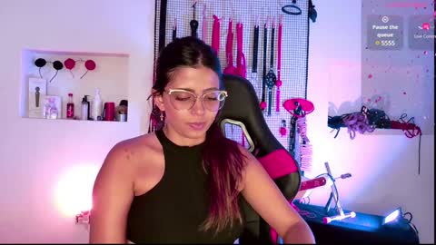 Snapshot of meggan_greey chatting on January 23, 7:29 pm Your best slave  online show from January 23, 7:29 pm