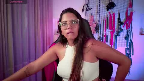 Snapshot of meggan_greey chatting on September 9, 9:14 pm Your best slave  online show from September 9, 9:14 pm