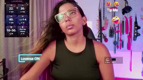 Snapshot of meggan_greey chatting on October 15, 3:01 pm Your best slave  online show from October 15, 3:01 pm