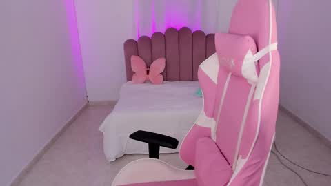 Meghan  online show from January 11, 11:43 pm