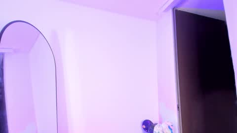 meghanallen_ online show from October 21, 1:06 am