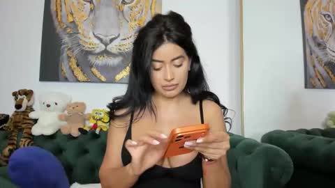 megpalmer online show from May 15, 7:43 pm