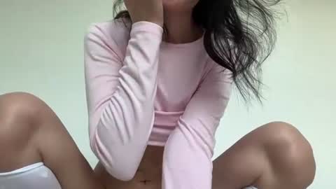 Snapshot of mei_fei_wan chatting on June 22, 1:19 pm Mei online show from June 22, 1:19 pm