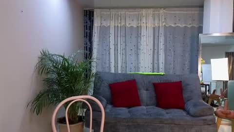 Mei online show from February 14, 11:31 pm