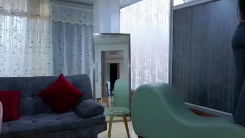 Mei online show from February 17, 7:53 pm