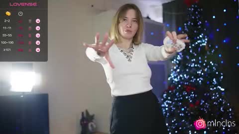 Snapshot of mel_collins chatting on January 10, 11:45 am MELANIE PVT ONLY 60TK PER MIN online show from January 10, 11:45 am