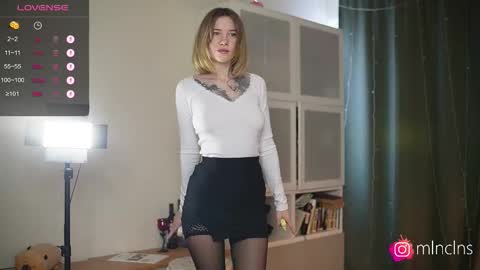 Snapshot of mel_collins chatting on February 1, 12:26 pm MELANIE PVT ONLY 60TK PER MIN online show from February 1, 12:26 pm