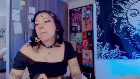 Melissa  -  -  Please help me to reach 100 thumbs up online show from October 8, 4:59 pm