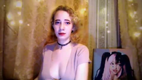 Snapshot of mel_mellie chatting on December 6, 9:24 pm Mel Mellie online show from December 6, 9:24 pm