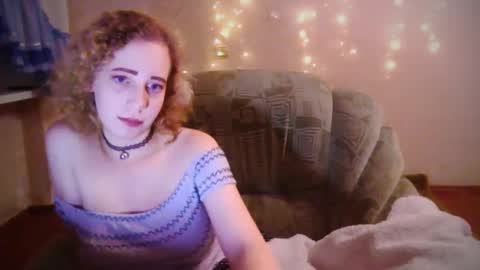 Snapshot of mel_mellie chatting on January 14, 10:34 pm Mel Mellie online show from January 14, 10:34 pm