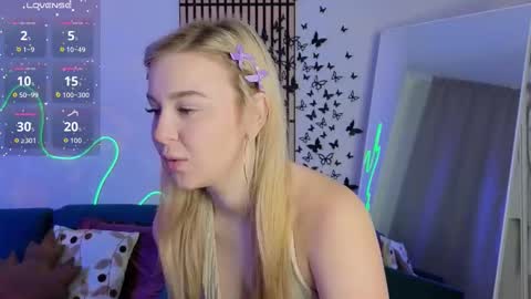 Mel online show from December 1, 7:46 am