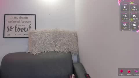 melan_owen online show from October 5, 11:08 am