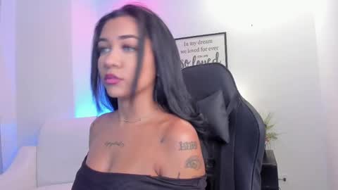 melan_owen online show from April 26, 11:08 am