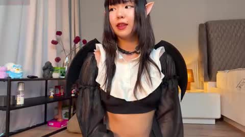 Melana online show from October 31, 11:33 am