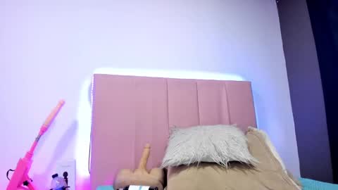 MELANI - online show from February 17, 8:58 pm