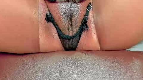 Melania online show from November 20, 10:04 am