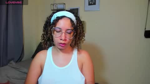 melani online show from April 9, 10:37 pm