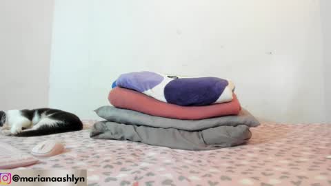 Snapshot of melanie1717 chatting on October 14, 7:14 pm Melanie Independent model online show from October 14, 7:14 pm