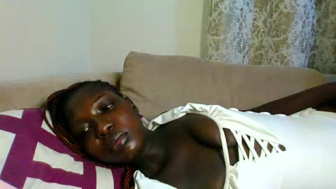 Snapshot of melanie_bae1 chatting on June 11, 3:48 am melanie_bae1 online show from June 11, 3:48 am