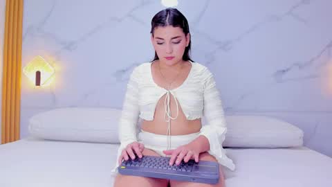 Melanie  online show from February 23, 7:11 pm