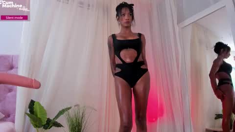 Snapshot of melanie_milleer chatting on January 7, 7:55 am Melanie Miller online show from January 7, 7:55 am