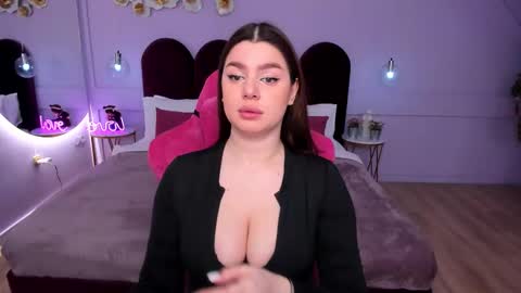 Melanie online show from February 19, 5:14 am