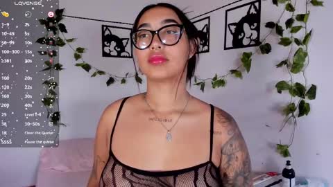 Melanie online show from September 21, 6:20 pm