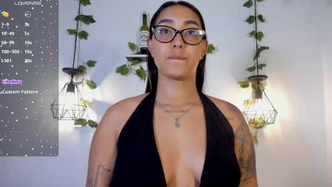 Melanie online show from June 2, 2:02 am