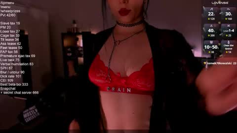 Melanie  online show from September 29, 6:02 pm