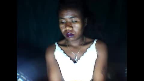 melanih online show from May 5, 4:42 am