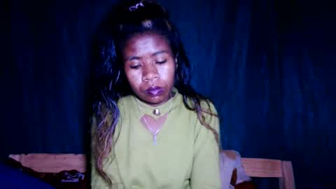 melanih online show from May 24, 3:22 am