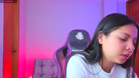 melanimorgan1 online show from March 23, 3:43 am