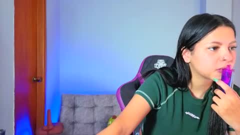 melanimorgan1 online show from June 29, 1:12 am