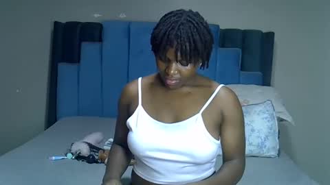 Moon online show from May 21, 11:01 pm