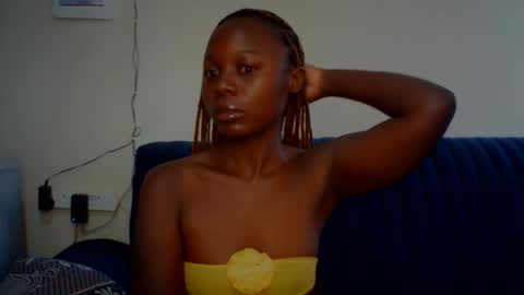 Snapshot of melanin_sassy96 chatting on January 11, 4:50 am bad lil shawry online show from January 11, 4:50 am