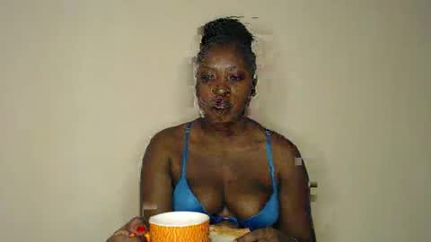 Snapshot of melaningoddess30 chatting on February 5, 7:07 am melaningoddess30 online show from February 5, 7:07 am