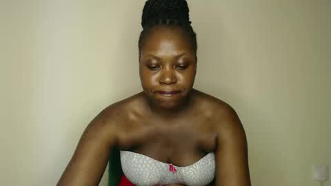 Snapshot of melaningoddess30 chatting on February 23, 8:17 am melaningoddess30 online show from February 23, 8:17 am