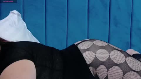 Snapshot of melanniebrown chatting on December 19, 9:18 am melanniebrown online show from December 19, 9:18 am