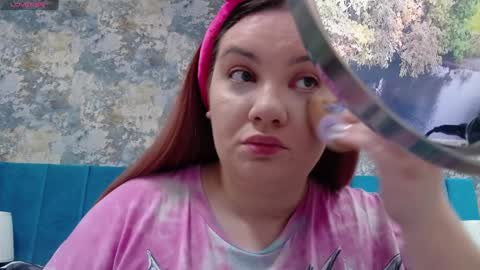 Snapshot of melanniebrown chatting on December 29, 8:37 pm melanniebrown online show from December 29, 8:37 pm