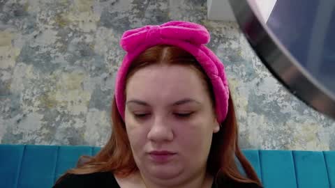 Snapshot of melanniebrown chatting on January 6, 3:20 am melanniebrown online show from January 6, 3:20 am