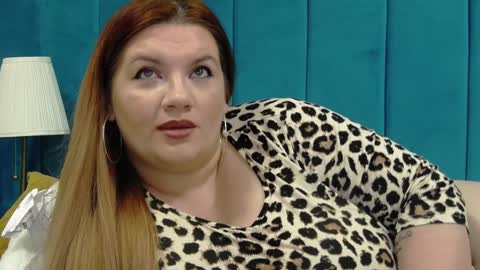 Snapshot of melanniebrown chatting on February 3, 12:47 pm melanniebrown online show from February 3, 12:47 pm