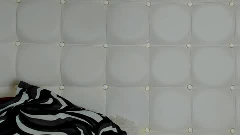 Snapshot of melanniebrown chatting on February 8, 10:07 am melanniebrown online show from February 8, 10:07 am